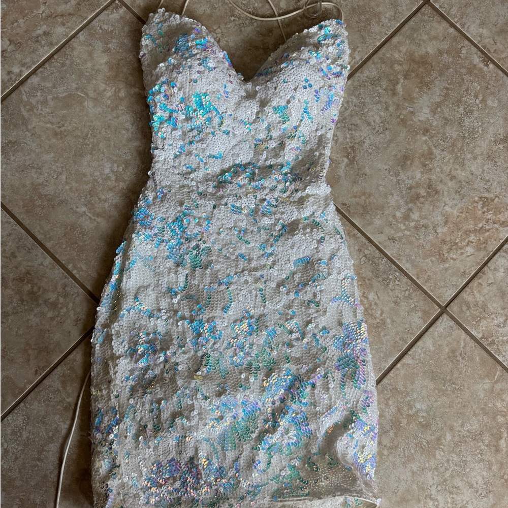 Jovani White Sweetheart Bodycon Mini Dress